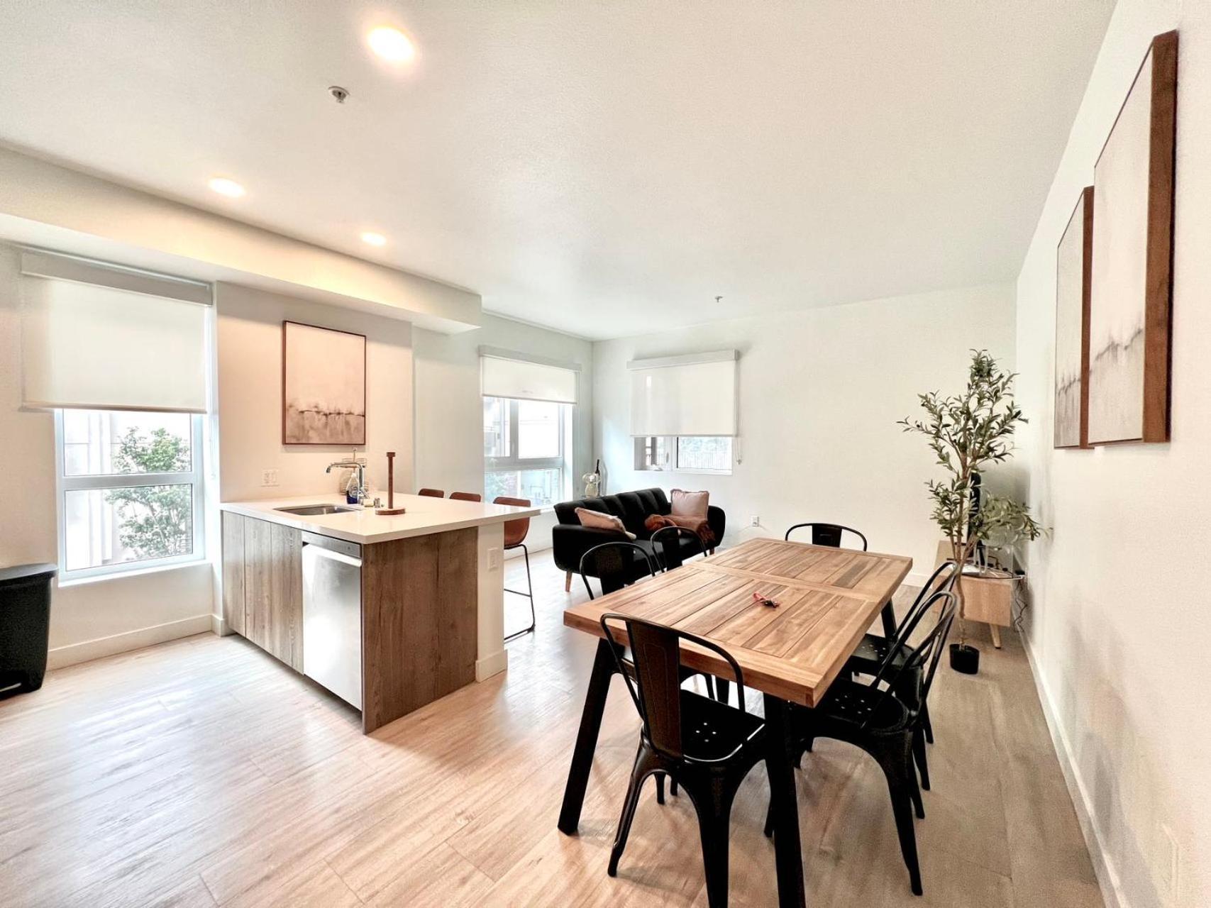 ホテル Chic Urban Retreat In Heart Of La, Steps From Attractions! ロサンゼルス エクステリア 写真