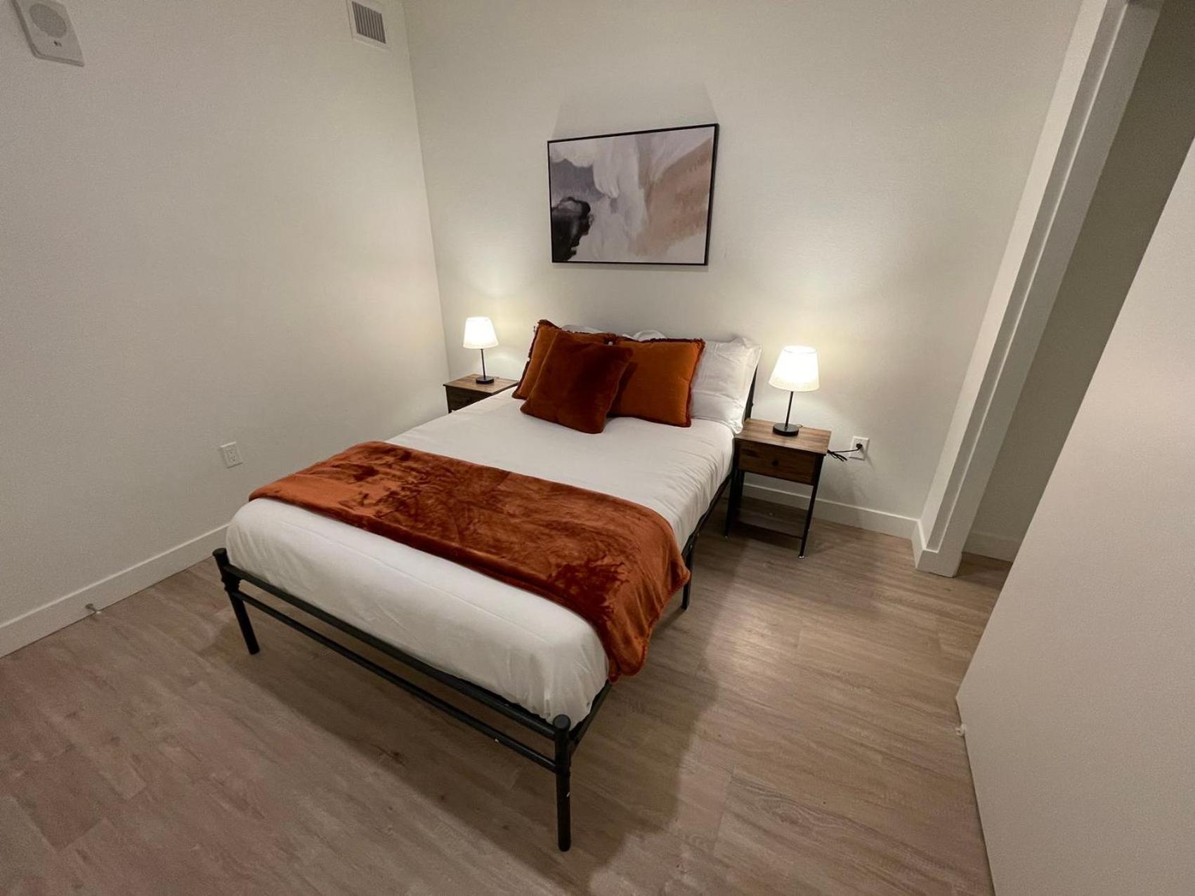 ホテル Chic Urban Retreat In Heart Of La, Steps From Attractions! ロサンゼルス エクステリア 写真