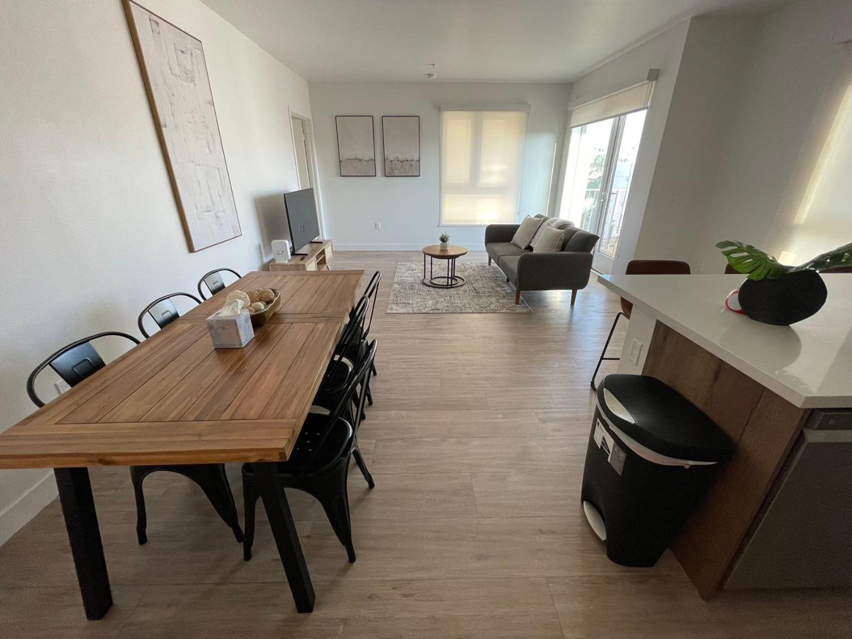 ホテル Chic Urban Retreat In Heart Of La, Steps From Attractions! ロサンゼルス エクステリア 写真