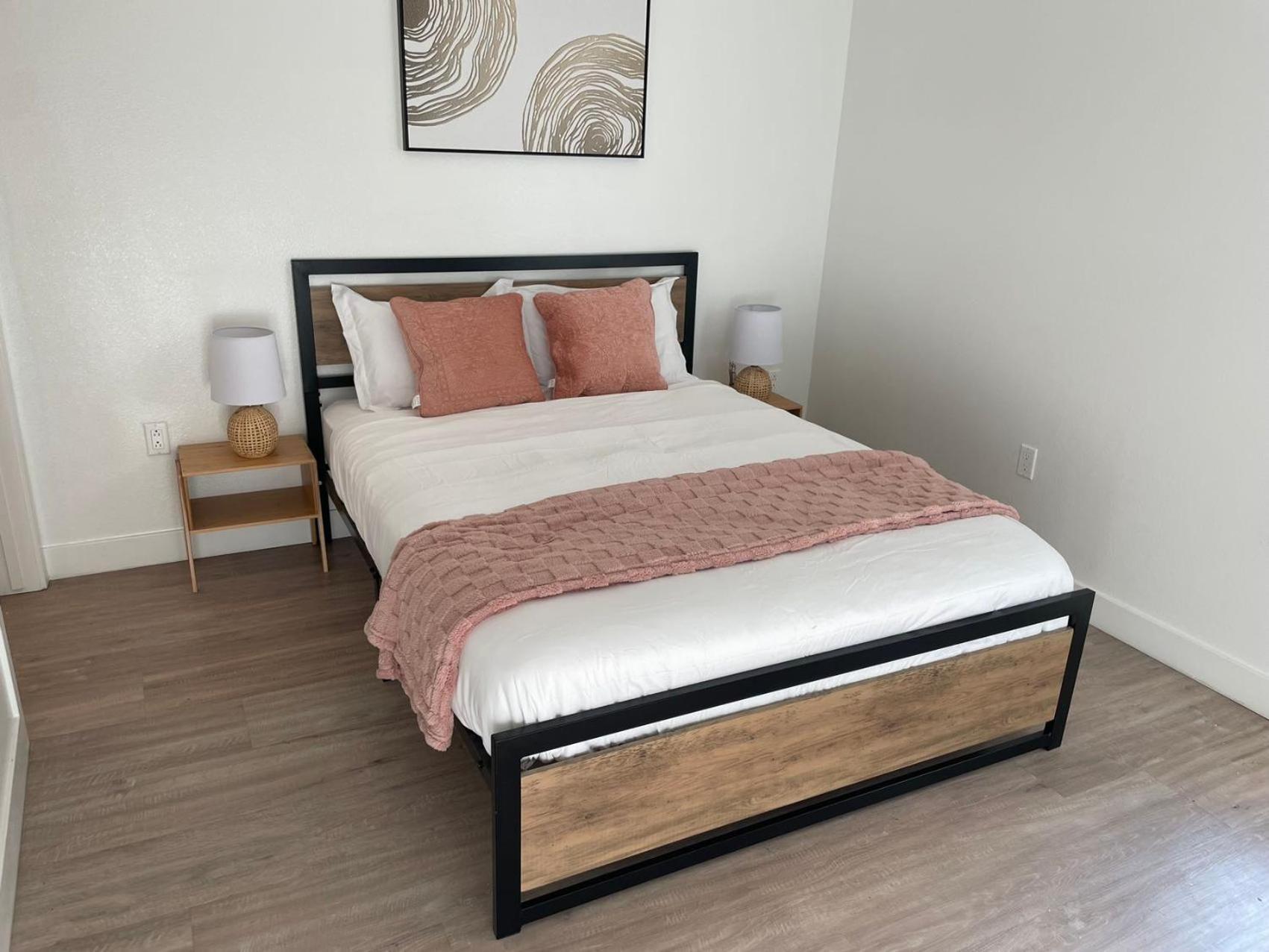 ホテル Chic Urban Retreat In Heart Of La, Steps From Attractions! ロサンゼルス エクステリア 写真