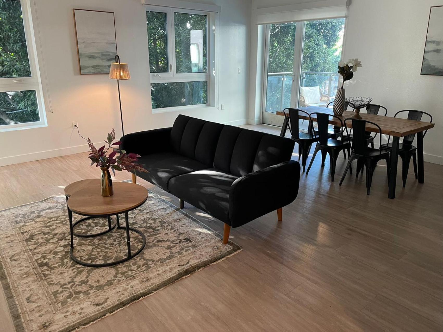 ホテル Chic Urban Retreat In Heart Of La, Steps From Attractions! ロサンゼルス エクステリア 写真